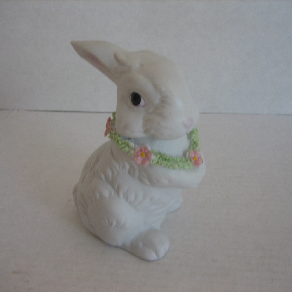 White Bunny/Rabbit Wearing a Flower Wreath Ceramic Figurine 5 1/2in.Tx3 1/3in.W